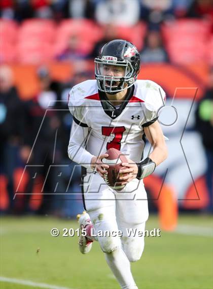 Thumbnail 3 in Loveland v Windsor (CHSAA 4A Final) photogallery.