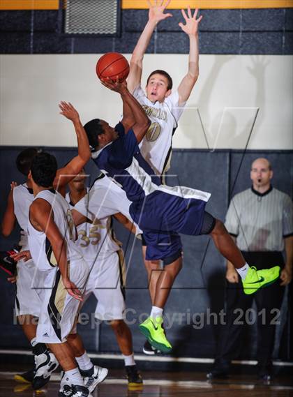 Thumbnail 3 in College Park vs. Pasadena Memorial (McDonald's Texas Invitational) photogallery.