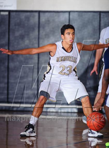Thumbnail 1 in College Park vs. Pasadena Memorial (McDonald's Texas Invitational) photogallery.