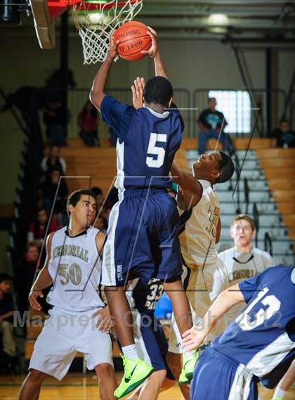 Thumbnail 1 in College Park vs. Pasadena Memorial (McDonald's Texas Invitational) photogallery.