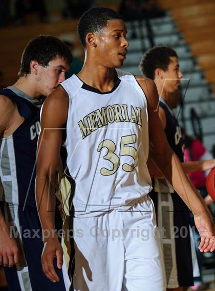 Thumbnail 3 in College Park vs. Pasadena Memorial (McDonald's Texas Invitational) photogallery.