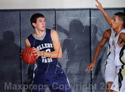 Thumbnail 1 in College Park vs. Pasadena Memorial (McDonald's Texas Invitational) photogallery.
