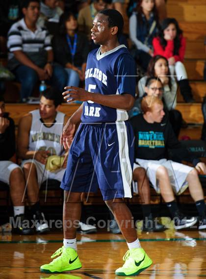 Thumbnail 3 in College Park vs. Pasadena Memorial (McDonald's Texas Invitational) photogallery.