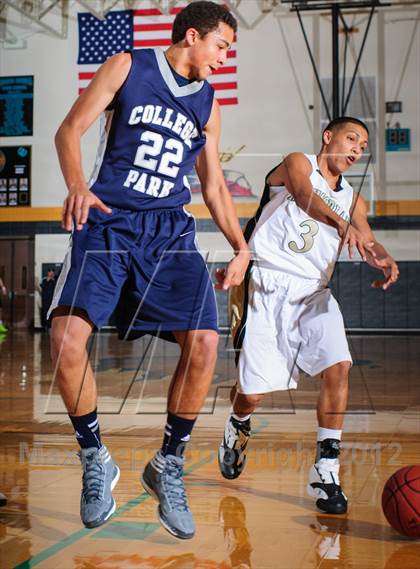 Thumbnail 1 in College Park vs. Pasadena Memorial (McDonald's Texas Invitational) photogallery.