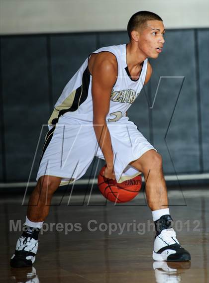 Thumbnail 2 in College Park vs. Pasadena Memorial (McDonald's Texas Invitational) photogallery.