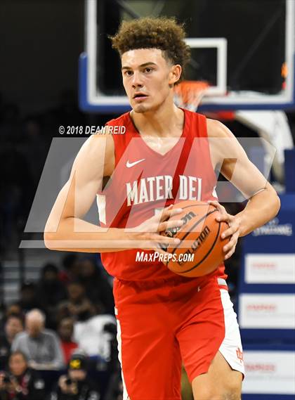 Thumbnail 1 in Mater Dei vs. Whitney Young (Chicago Elite Classic) photogallery.