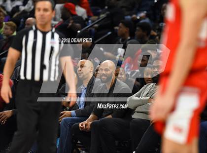 Thumbnail 3 in Mater Dei vs. Whitney Young (Chicago Elite Classic) photogallery.