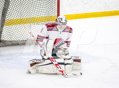 Thumbnail 2 in Dexter Southfield vs. Northwood (True Hockey Prep Cup) photogallery.