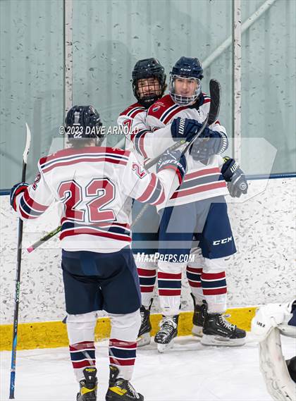 Thumbnail 2 in Dexter Southfield vs. Northwood (True Hockey Prep Cup) photogallery.