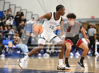 Thumbnail 2 in  St. Pius X-St. Matthias Academy vs. Sierra Canyon (Elite Invitational) photogallery.