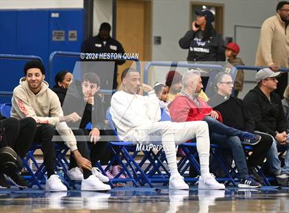 Thumbnail 3 in  St. Pius X-St. Matthias Academy vs. Sierra Canyon (Elite Invitational) photogallery.
