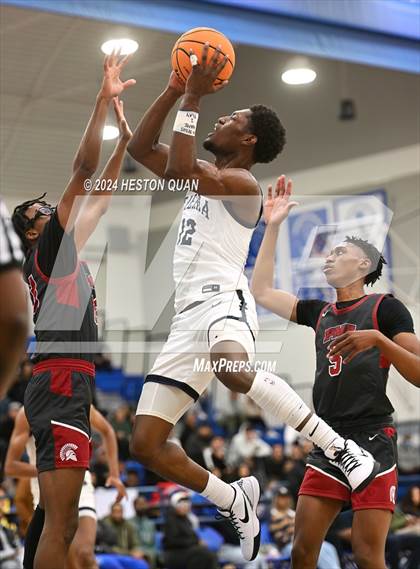 Thumbnail 2 in  St. Pius X-St. Matthias Academy vs. Sierra Canyon (Elite Invitational) photogallery.