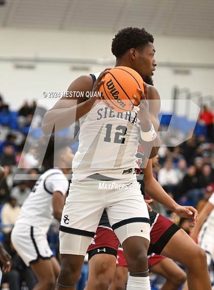 Thumbnail 3 in  St. Pius X-St. Matthias Academy vs. Sierra Canyon (Elite Invitational) photogallery.
