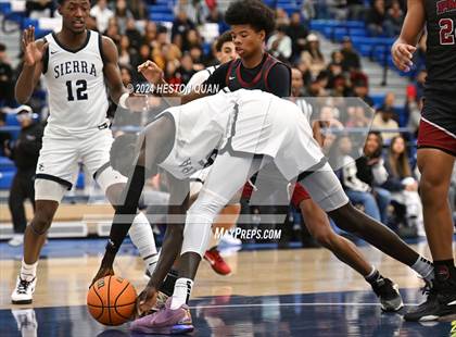 Thumbnail 1 in  St. Pius X-St. Matthias Academy vs. Sierra Canyon (Elite Invitational) photogallery.
