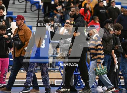 Thumbnail 3 in  St. Pius X-St. Matthias Academy vs. Sierra Canyon (Elite Invitational) photogallery.