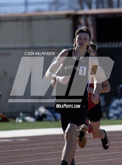 Thumbnail 3 in Corning Invitational photogallery.