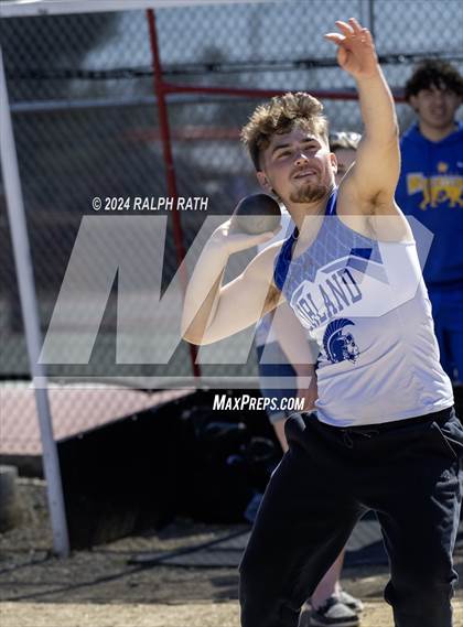 Thumbnail 1 in Corning Invitational photogallery.