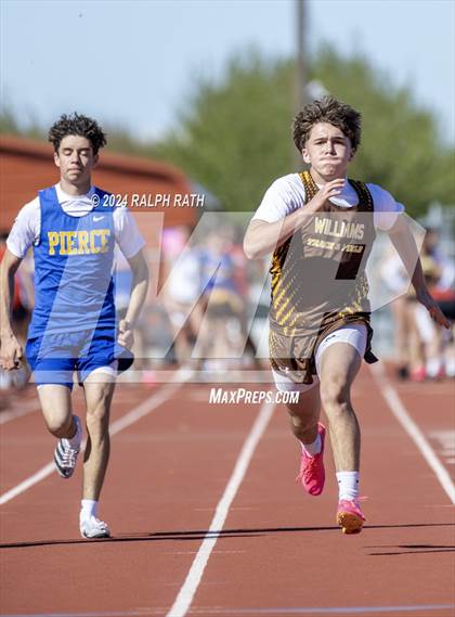 Thumbnail 2 in Corning Invitational photogallery.