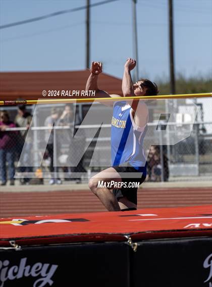 Thumbnail 1 in Corning Invitational photogallery.