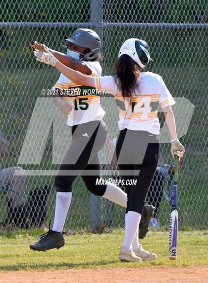 Thumbnail 2 in Enloe @ Southeast Raleigh photogallery.
