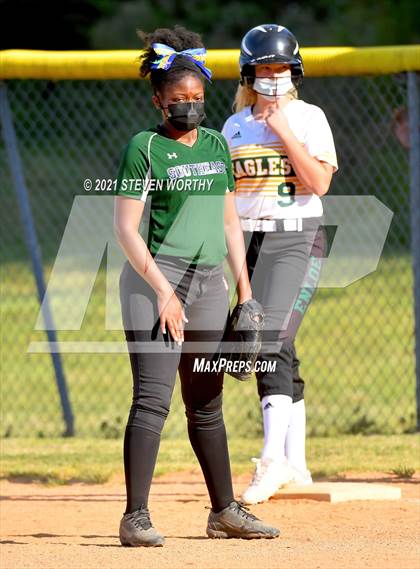 Thumbnail 3 in Enloe @ Southeast Raleigh photogallery.