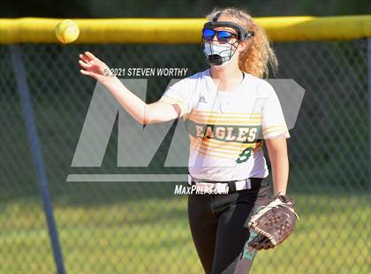 Thumbnail 2 in Enloe @ Southeast Raleigh photogallery.