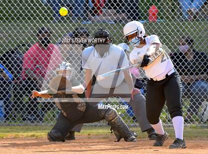 Thumbnail 2 in Enloe @ Southeast Raleigh photogallery.