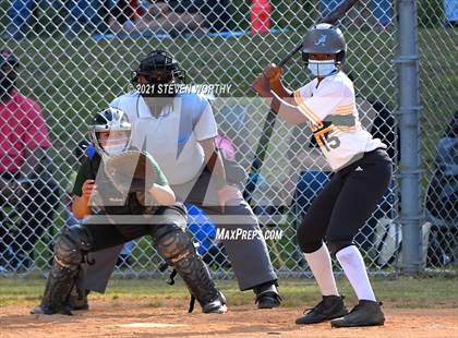Thumbnail 1 in Enloe @ Southeast Raleigh photogallery.
