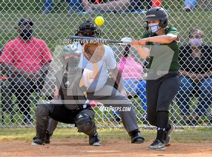 Thumbnail 3 in Enloe @ Southeast Raleigh photogallery.