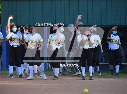 Thumbnail 3 in Enloe @ Southeast Raleigh photogallery.