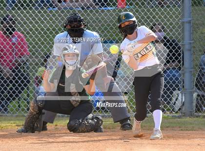 Thumbnail 3 in Enloe @ Southeast Raleigh photogallery.