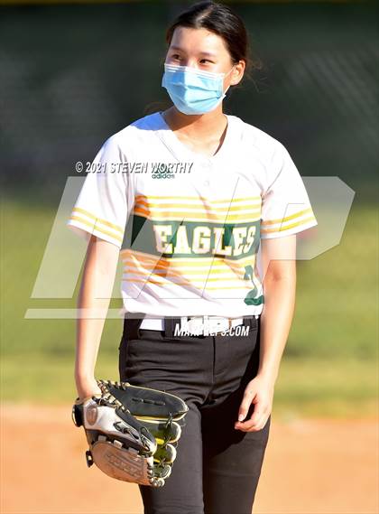 Thumbnail 3 in Enloe @ Southeast Raleigh photogallery.