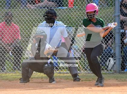 Thumbnail 3 in Enloe @ Southeast Raleigh photogallery.
