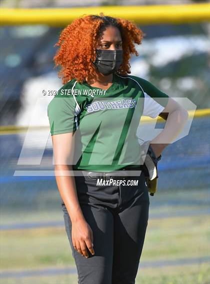 Thumbnail 1 in Enloe @ Southeast Raleigh photogallery.