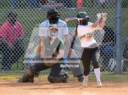Thumbnail 2 in Enloe @ Southeast Raleigh photogallery.