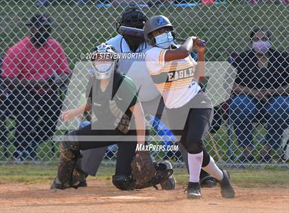 Thumbnail 3 in Enloe @ Southeast Raleigh photogallery.