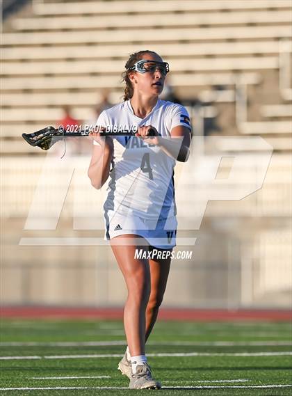 Thumbnail 2 in Valor Christian vs. Regis Jesuit (CHSAA 5A Semi-Final) photogallery.
