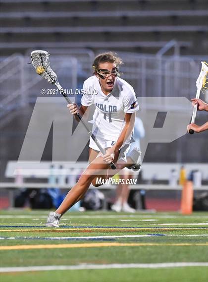 Thumbnail 3 in Valor Christian vs. Regis Jesuit (CHSAA 5A Semi-Final) photogallery.