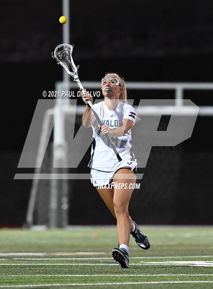 Thumbnail 2 in Valor Christian vs. Regis Jesuit (CHSAA 5A Semi-Final) photogallery.