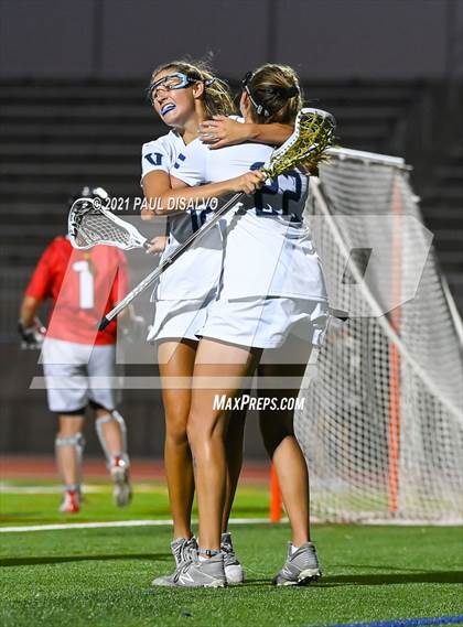 Thumbnail 2 in Valor Christian vs. Regis Jesuit (CHSAA 5A Semi-Final) photogallery.