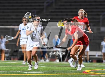 Thumbnail 1 in Valor Christian vs. Regis Jesuit (CHSAA 5A Semi-Final) photogallery.