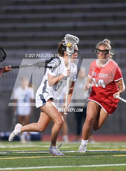 Thumbnail 1 in Valor Christian vs. Regis Jesuit (CHSAA 5A Semi-Final) photogallery.