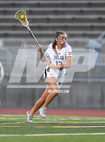 Thumbnail 1 in Valor Christian vs. Regis Jesuit (CHSAA 5A Semi-Final) photogallery.