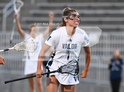 Thumbnail 2 in Valor Christian vs. Regis Jesuit (CHSAA 5A Semi-Final) photogallery.