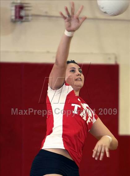 Thumbnail 1 in Sylmar @ Taft photogallery.