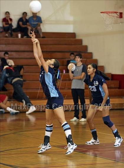 Thumbnail 2 in Sylmar @ Taft photogallery.