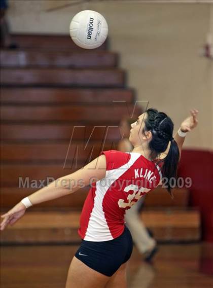 Thumbnail 1 in Sylmar @ Taft photogallery.