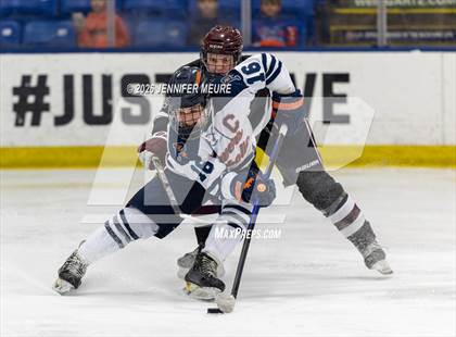 Thumbnail 3 in Powers Catholic vs  University of Detroit Jesuit (MHSAA Division 2 State Semifinal) photogallery.