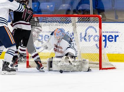 Thumbnail 1 in Powers Catholic vs  University of Detroit Jesuit (MHSAA Division 2 State Semifinal) photogallery.