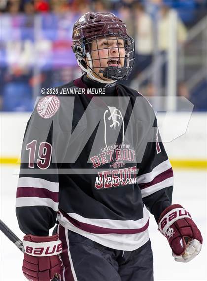 Thumbnail 1 in Powers Catholic vs  University of Detroit Jesuit (MHSAA Division 2 State Semifinal) photogallery.